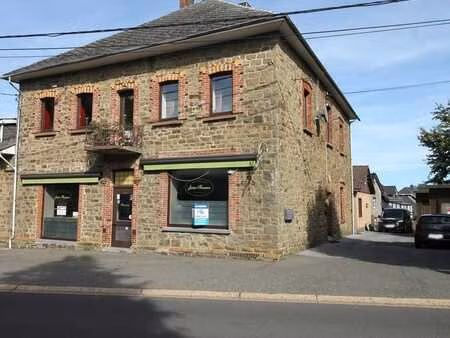 immeuble résidentiel et commercial