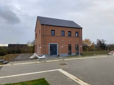 nouvelle construction (clé sur porte)