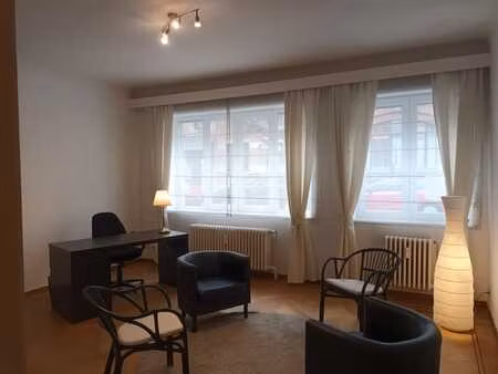 bureau/studio - rez avant - quartier linthout