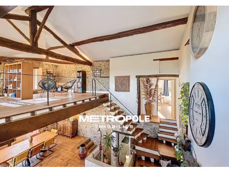 maison de caractère 326 m2 habitables sur 3 800 m2 de terr