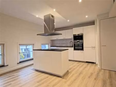 magnifique appartement 2 chambres à péruwlez