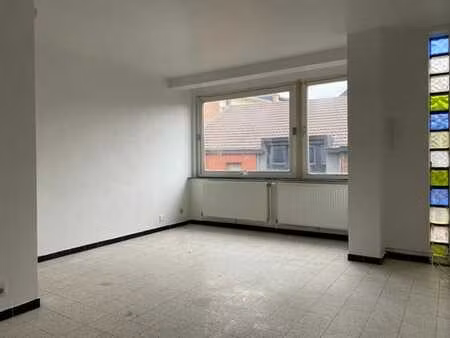 a louer par espace immobilier – studio 30 m2 à charleroi