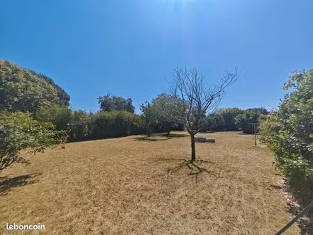 terrain 677 m² montaigut sur save