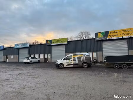 local commercial longeant la rn42