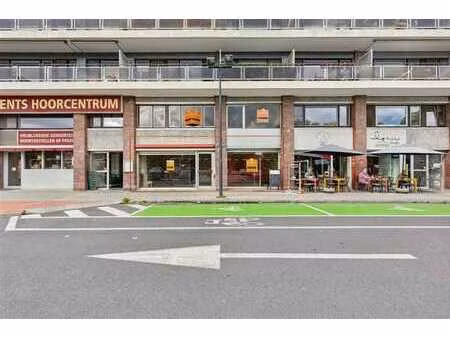 rez-de-chaussée commercial