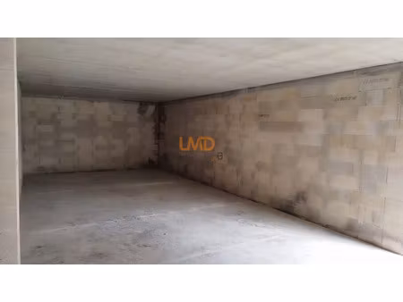 location parking à pujaudran (32600)  360 €