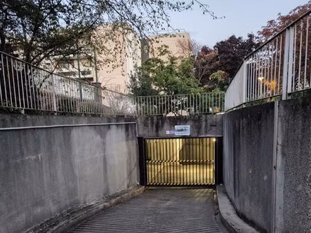 parking - proche du marché