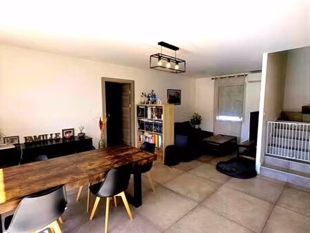 à louer – maison t5 avec jardin et garage à montélimar