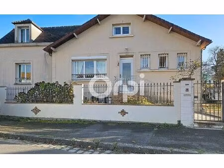 maison réau m² t-5 à vendre  272 000 €