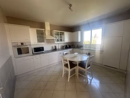 maison 4 pièces - 117 m²