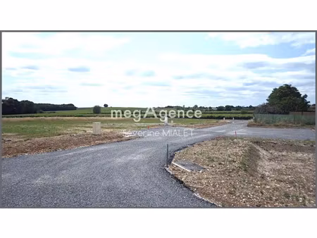 vente terrain 2099 m² à louzac-saint-andré (16100)  62 760 €