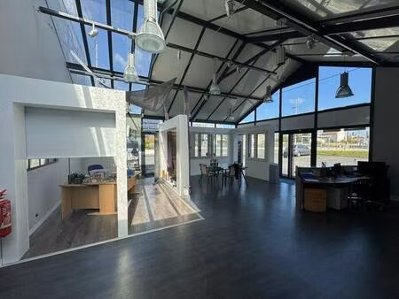 local commercial à louer