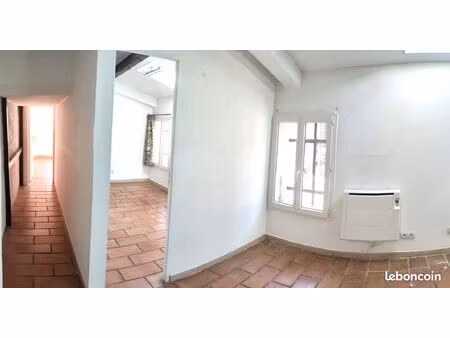 la roque d'antheron maison t3 +bureau 78 39 m2 177500