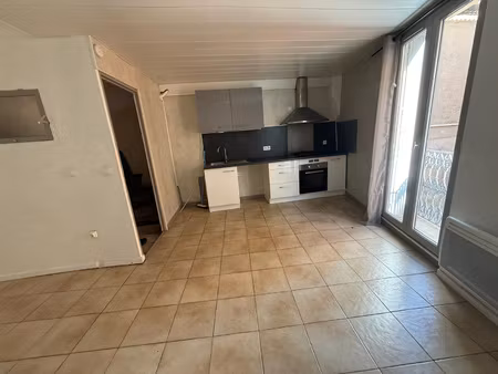 immeuble de rapport en coeur de village avec local commercial