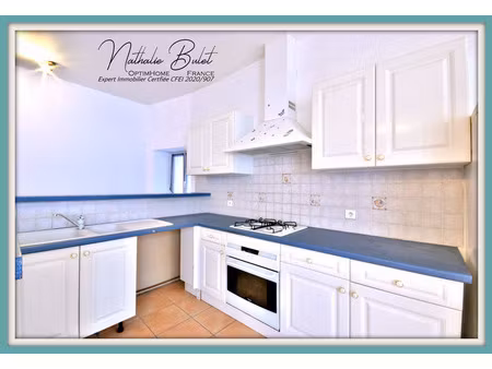 a vendre  saint chinian  immeuble de rapport (4 lots)  centre village