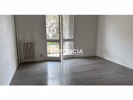 appartement idéalement situé entre gare et centre ville