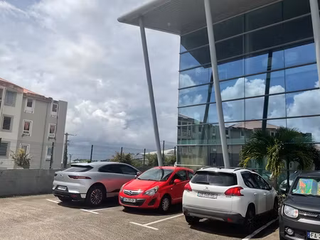 location bail professionnel bureaux acajou 97232 le lamentin