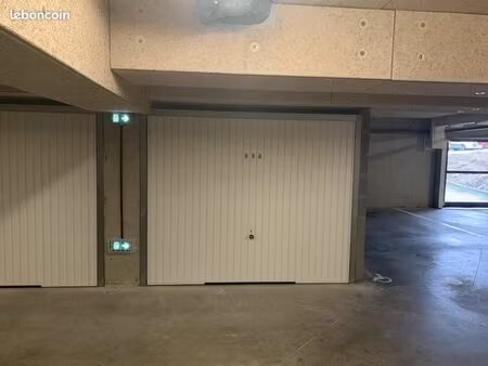 garage/box 18 m² argentre du plessis