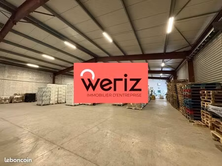 local industriel 1 040 m²