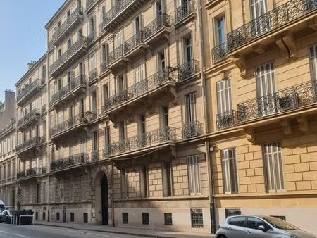 local 75 m² emplacement premium – idéal profession libérale