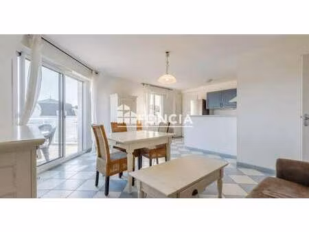 vente appartement 3 pièces piscine à l'aiguillon-sur-vie (85220) : à vendre 3 pièces pisci