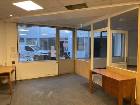 vente locaux professionnels 390 m² à courbevoie (92400)  1 200 000 €