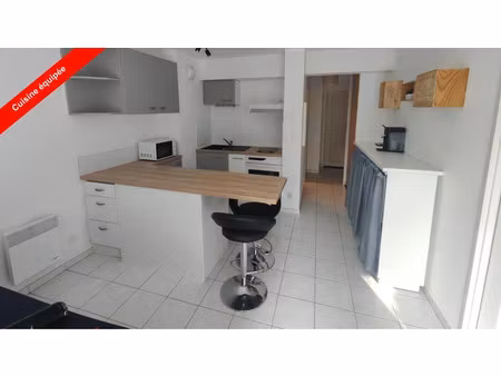 location meublée appartement 2 pièces 37 m² à agen (47000)  680 €