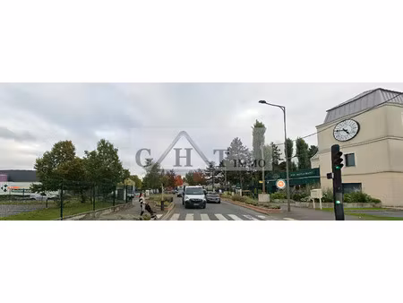 a vendre 2400 m² entrepot et bureaux en zi au blanc mesnil