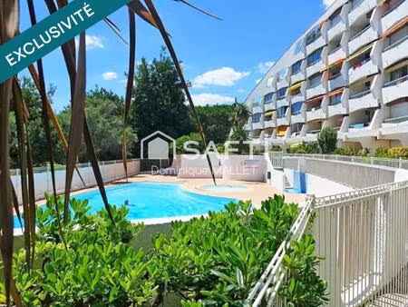 studio cabine 6 couchages dans résidence - piscine