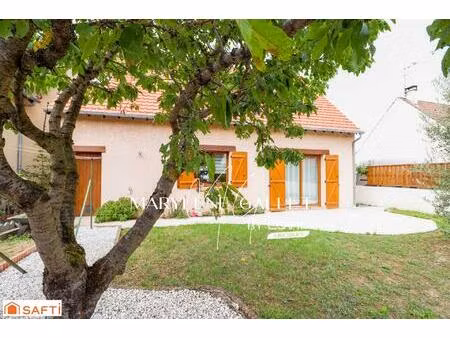 quartier prisé  au calme  beaux volumes ...