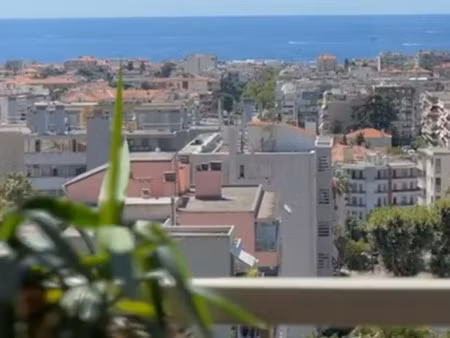 location meublée appartement 3 pièces 75 m² à le cannet (06110)  2 150 €