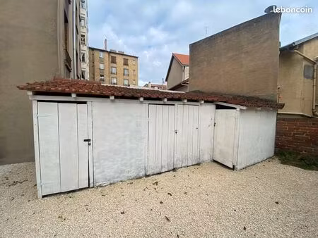 cabanon de 2 75 m2 à louer à châtillon (92)