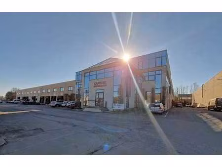 bâtiment commercial à louer à braine-le-château