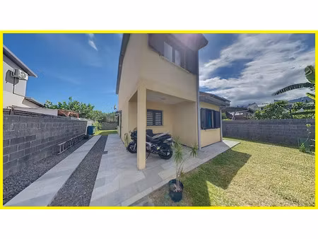 location villa 5 pièces 112 m² à bois de nefles saint paul (97411)  1 740 €