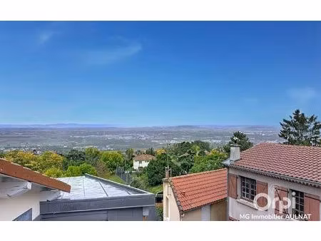 immeuble châteaugay 348 m² t-5 à vendre  439 000 €