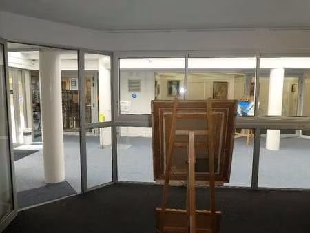 location bureaux et commerces bord de mer aux sables-d'olonne (85100) : à louer bord de me