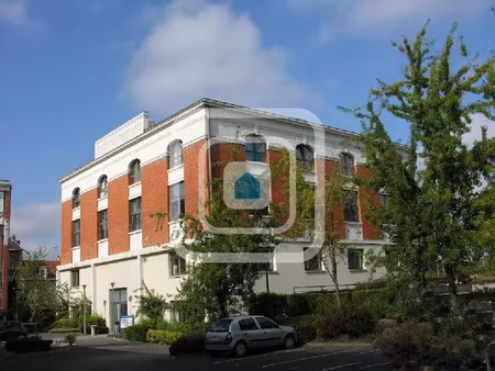 location locaux professionnels 678.79 m² à reims (51100)  8 400 €