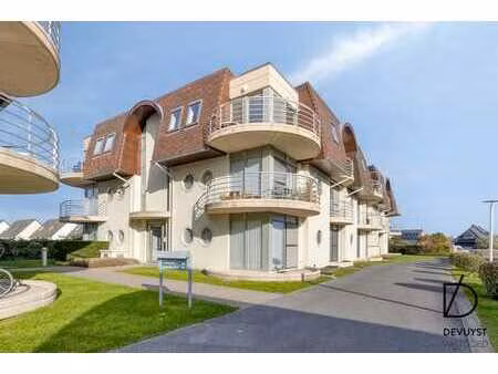 instapklaar appartement met terrasje  tuin en zwembad