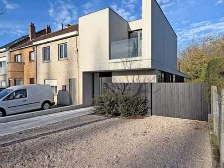 maison moderne et neuve à saint-idesbald.