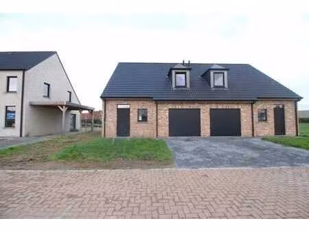 charmante maison neuve avec trois chambres  jardin ensoleill