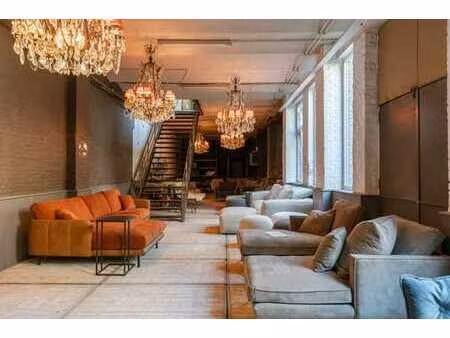 immeuble de caractère dans un emplacement privilégié à bruge