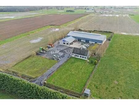 entrepôt avec résidence (sans changement de fonction) à moer