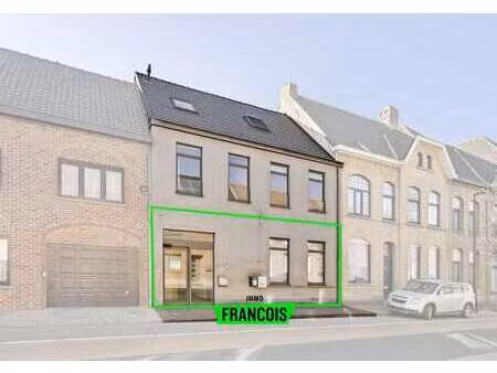 espace commercial dans le centre de zonnebeke