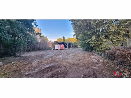 vente terrain à batir à arles (13200)  380 000 €
