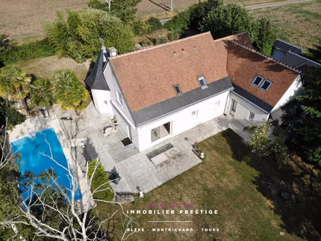 propriété sur athée sur cher  à 18 mn de chambray  10 mn de