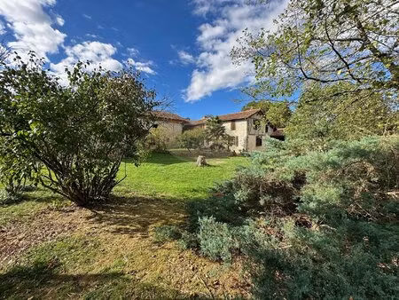 belle ferme rénovée  gîte