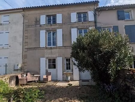 maison 5 pièces 138 m²