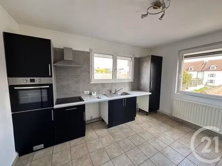 appartement f3 à louer - 3 pièces - 62 32 m2 - bourogne - 90 - franche-comte