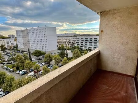 appartement de 4 pièces - meudon la foret