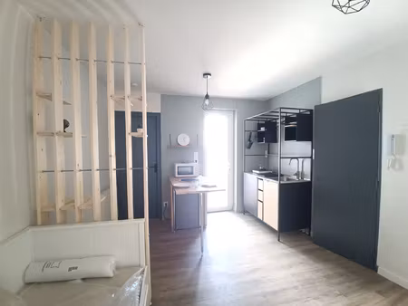 agen - studio meuble avec terrasse